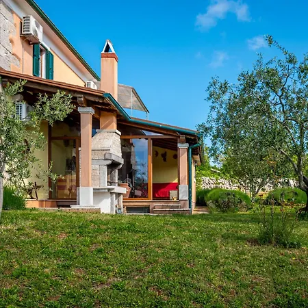 Little Tuscany For Two By Interhome