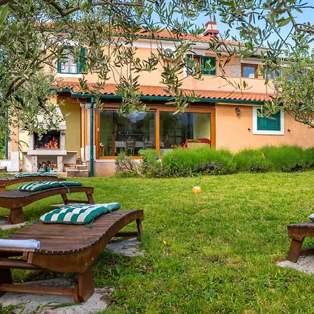 Little Tuscany For Two By Interhome 펜션